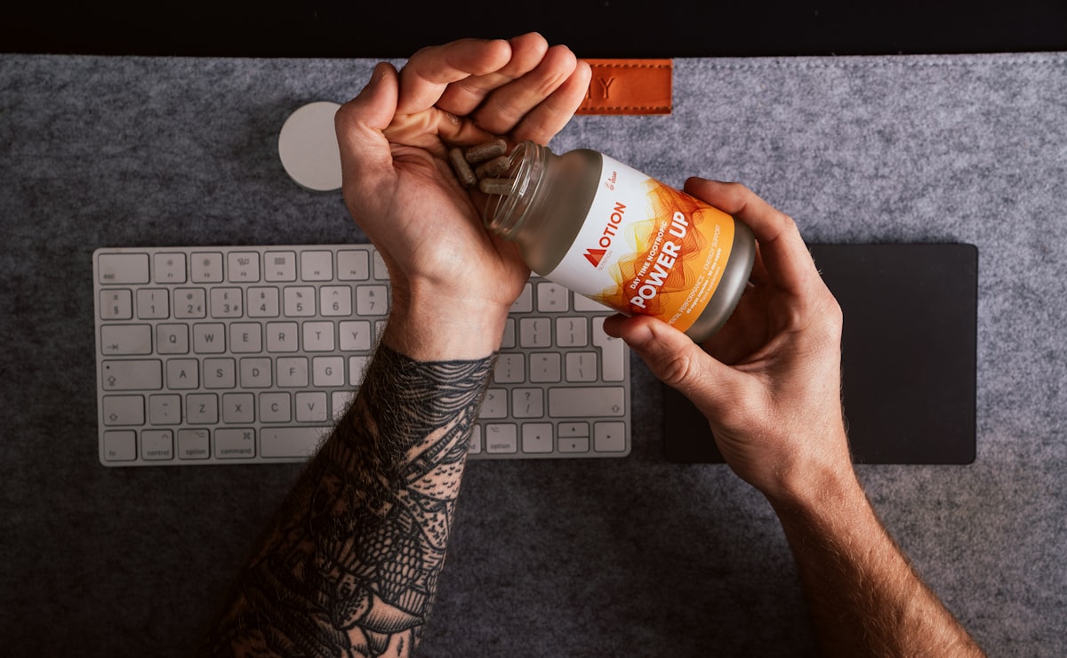 Natural supplements and vitamins for men's health